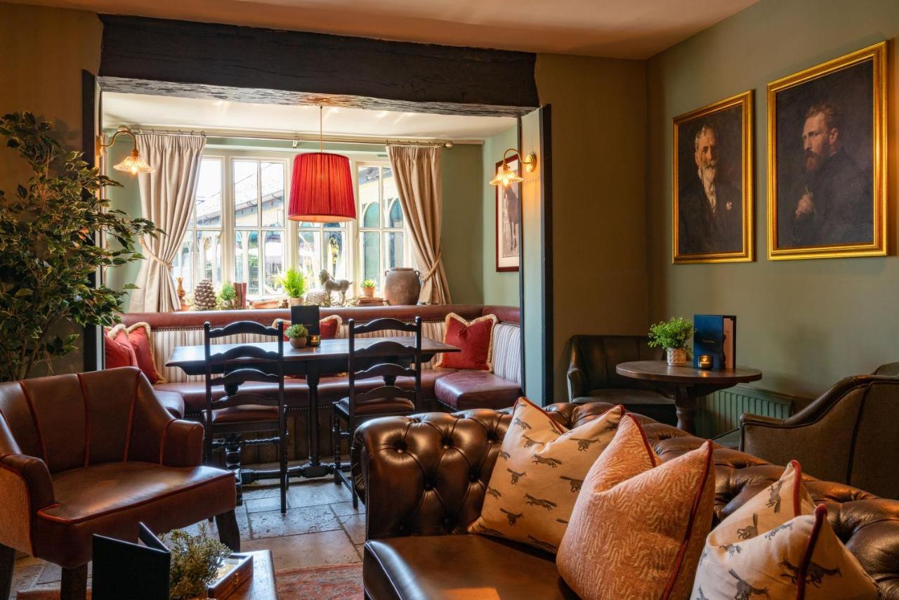 High Corner Inn Godshill  Buitenkant foto