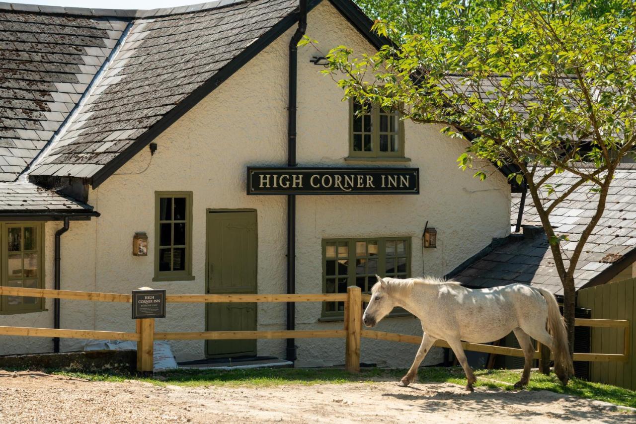 High Corner Inn Godshill  Buitenkant foto