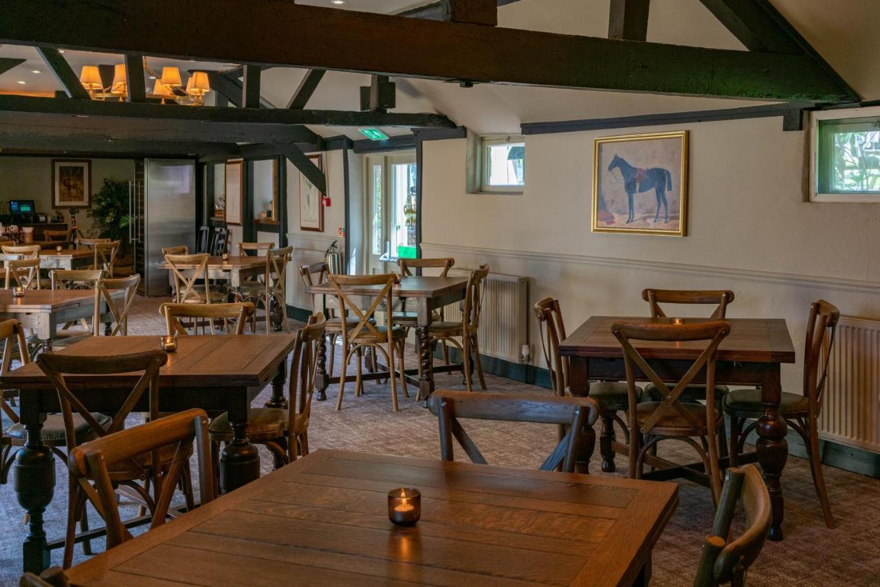 High Corner Inn Godshill  Buitenkant foto